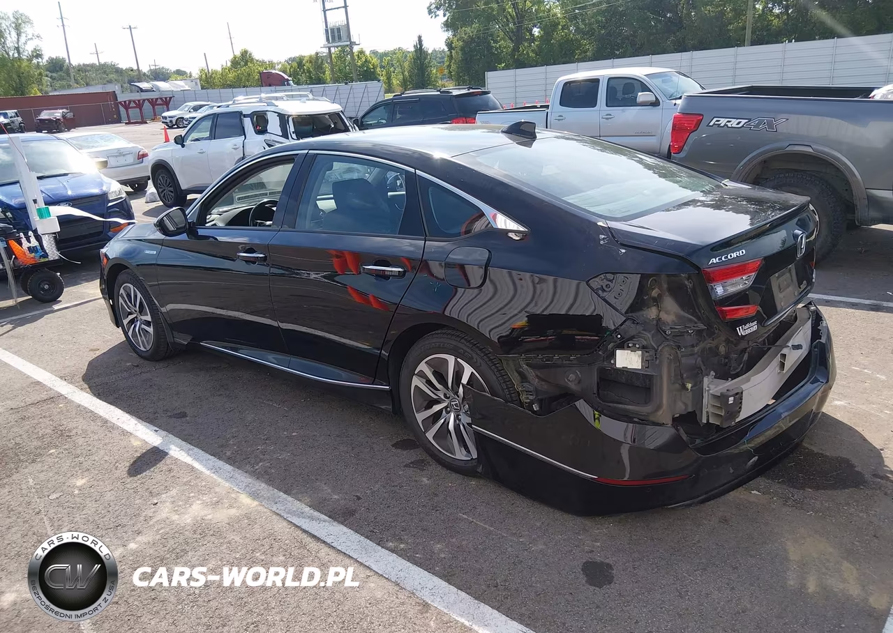 2019 Honda Accord Hybrid Touring VIN:1HGCV3F95KA001813 - 3