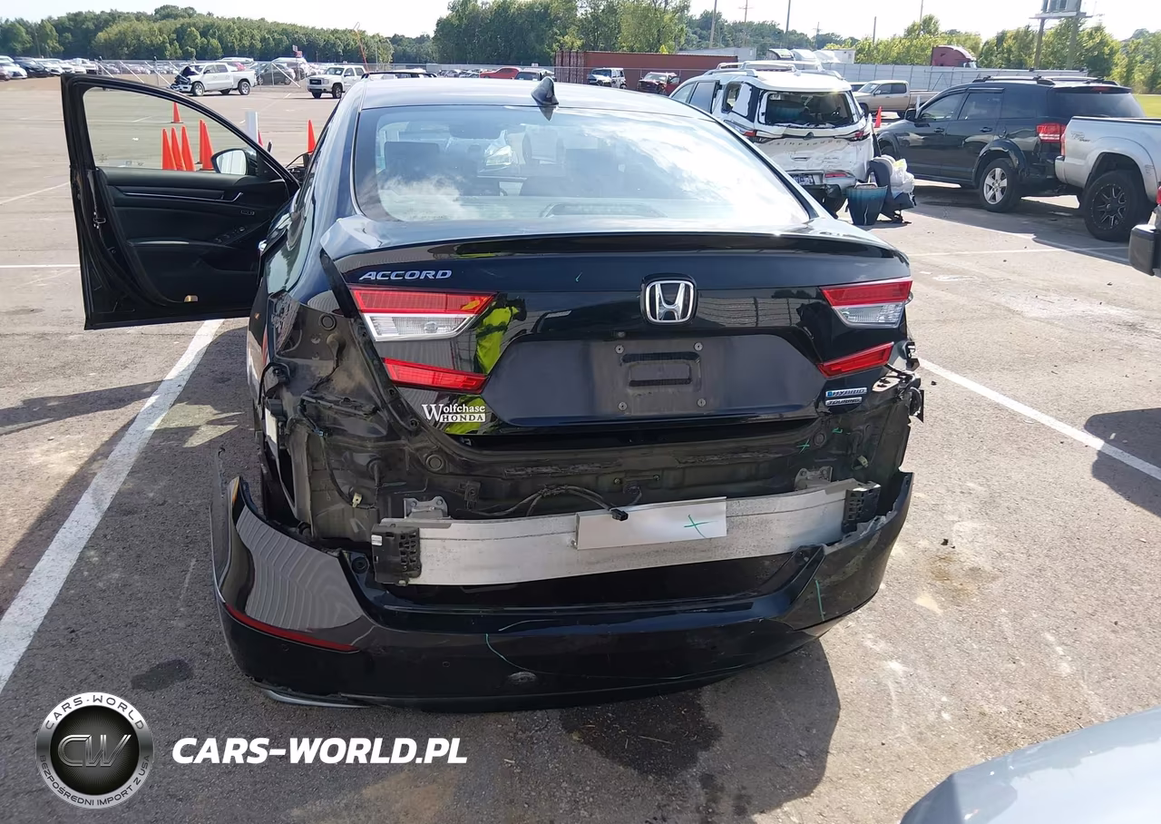 2019 Honda Accord Hybrid Touring VIN:1HGCV3F95KA001813 - 6