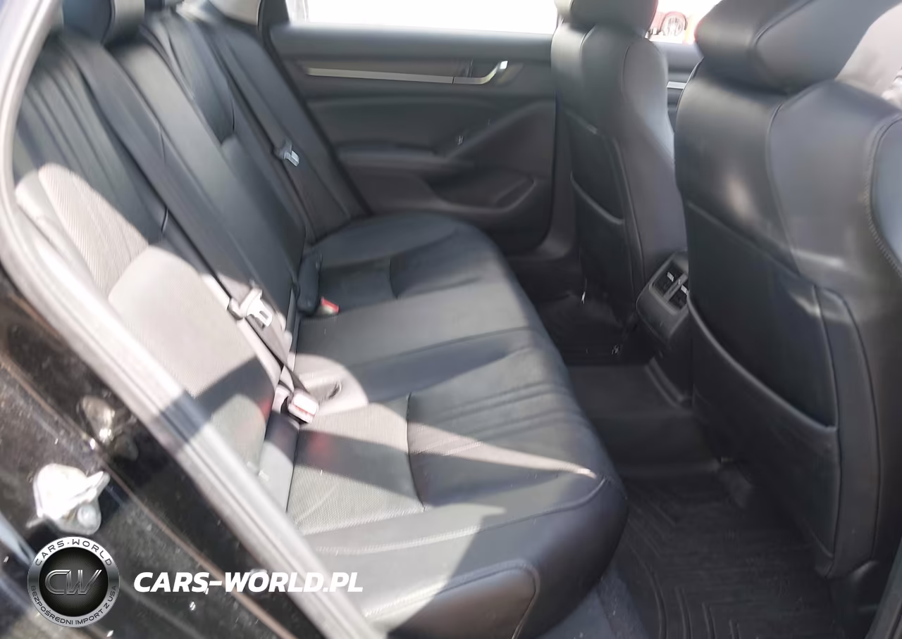 2019 Honda Accord Hybrid Touring VIN:1HGCV3F95KA001813 - 8