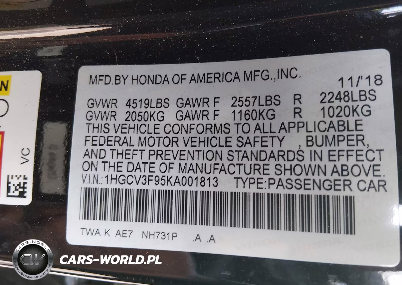 2019 Honda Accord Hybrid Touring VIN:1HGCV3F95KA001813 - 9