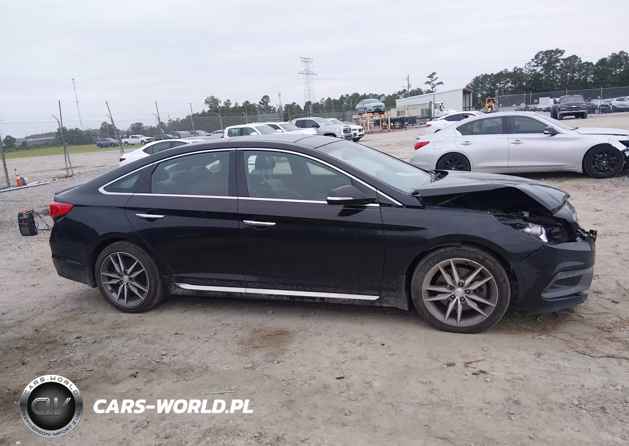2015 Hyundai Sonata Sport 2.0T VIN:5NPE34AB2FH073175 - 13