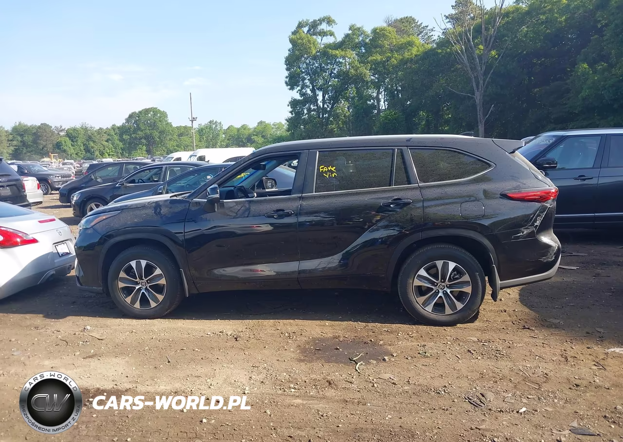 2023 Toyota Highlander Xle VIN:5TDKDRBH5PS526345 - 14
