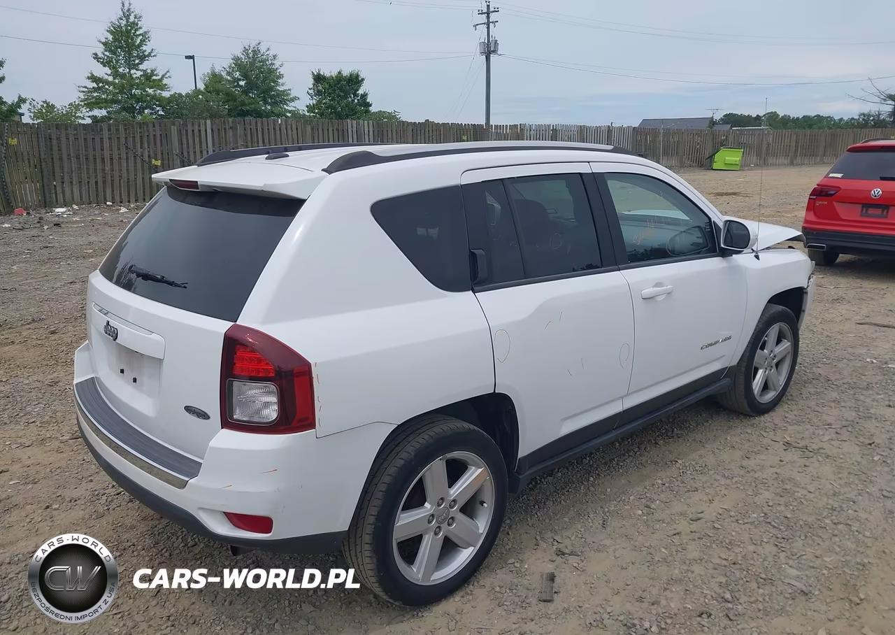 2014 Jeep Compass High Altitude VIN:1C4NJCEA2ED757701 - 4