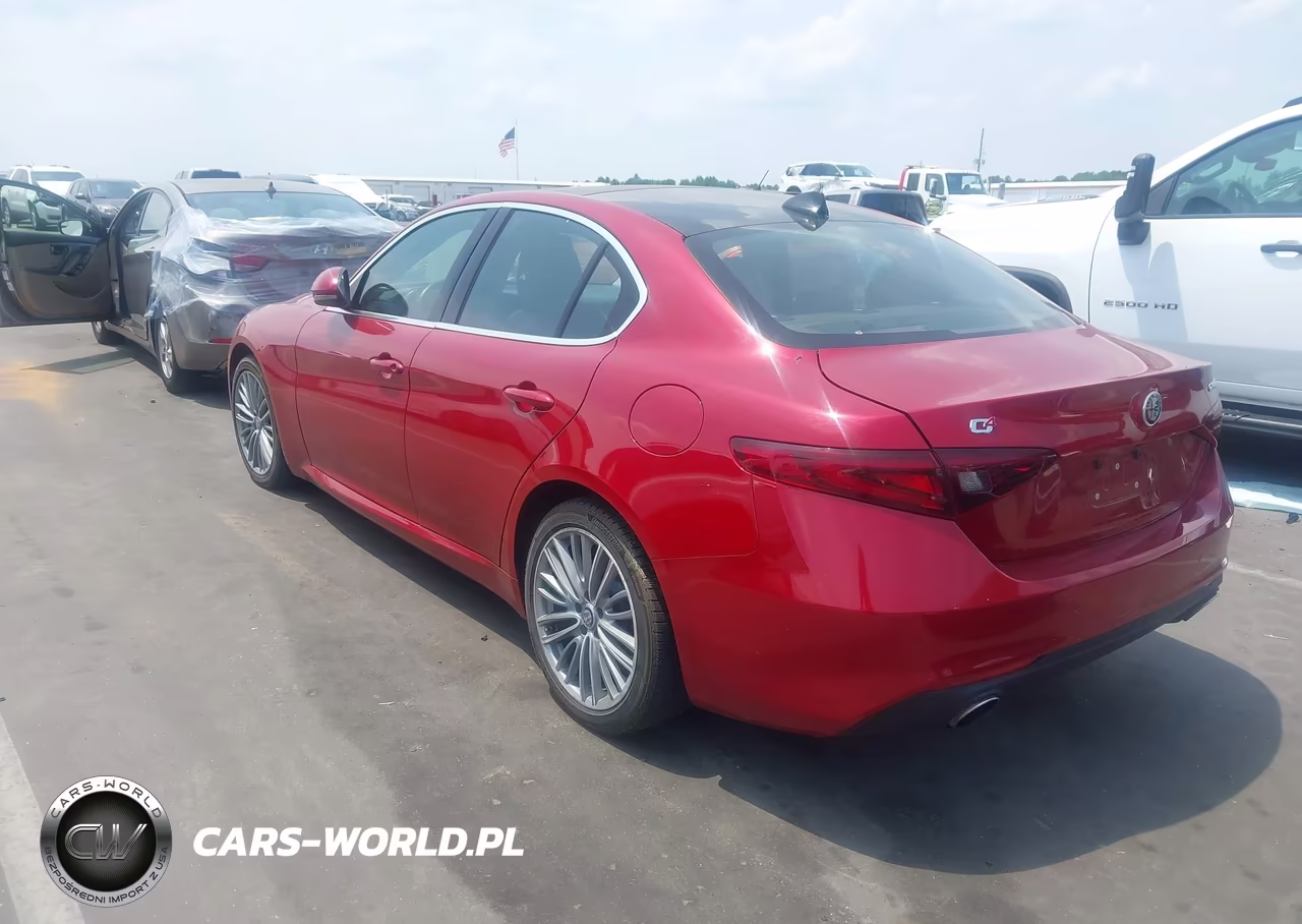 2017 Alfa Romeo Giulia Ti Awd VIN:ZARFAEENXH7561243 - 3