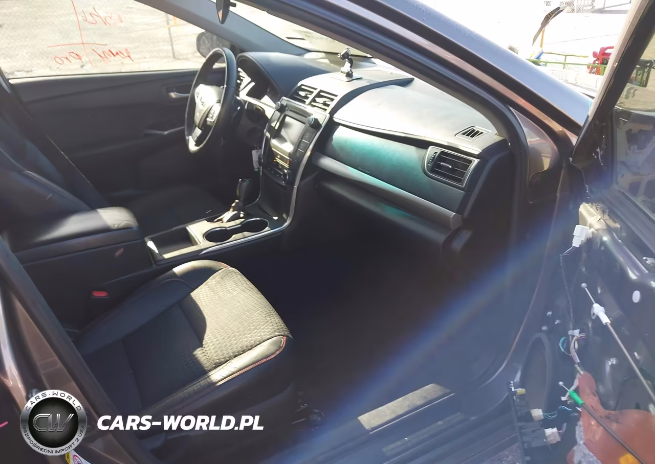 2015 Toyota Camry Se VIN:4T1BF1FK7FU492254 - 5