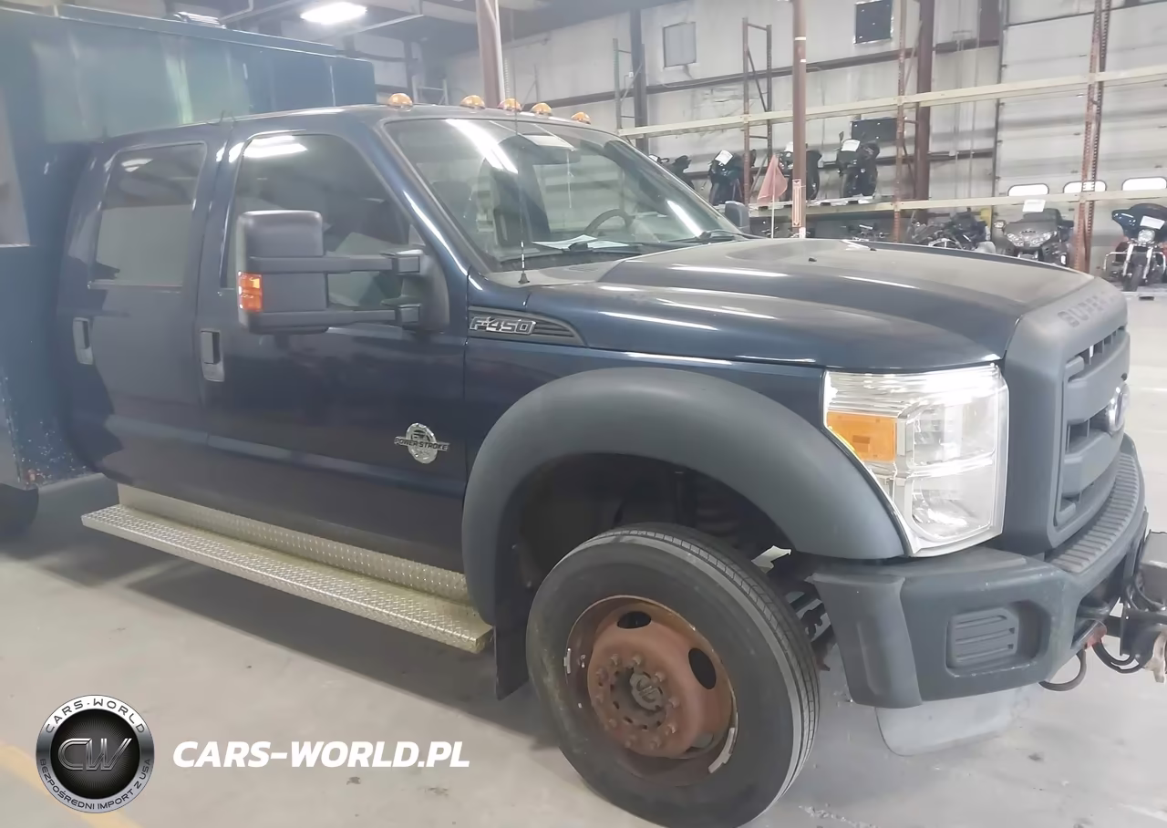 2013 Ford F-450 Chassis Xl
