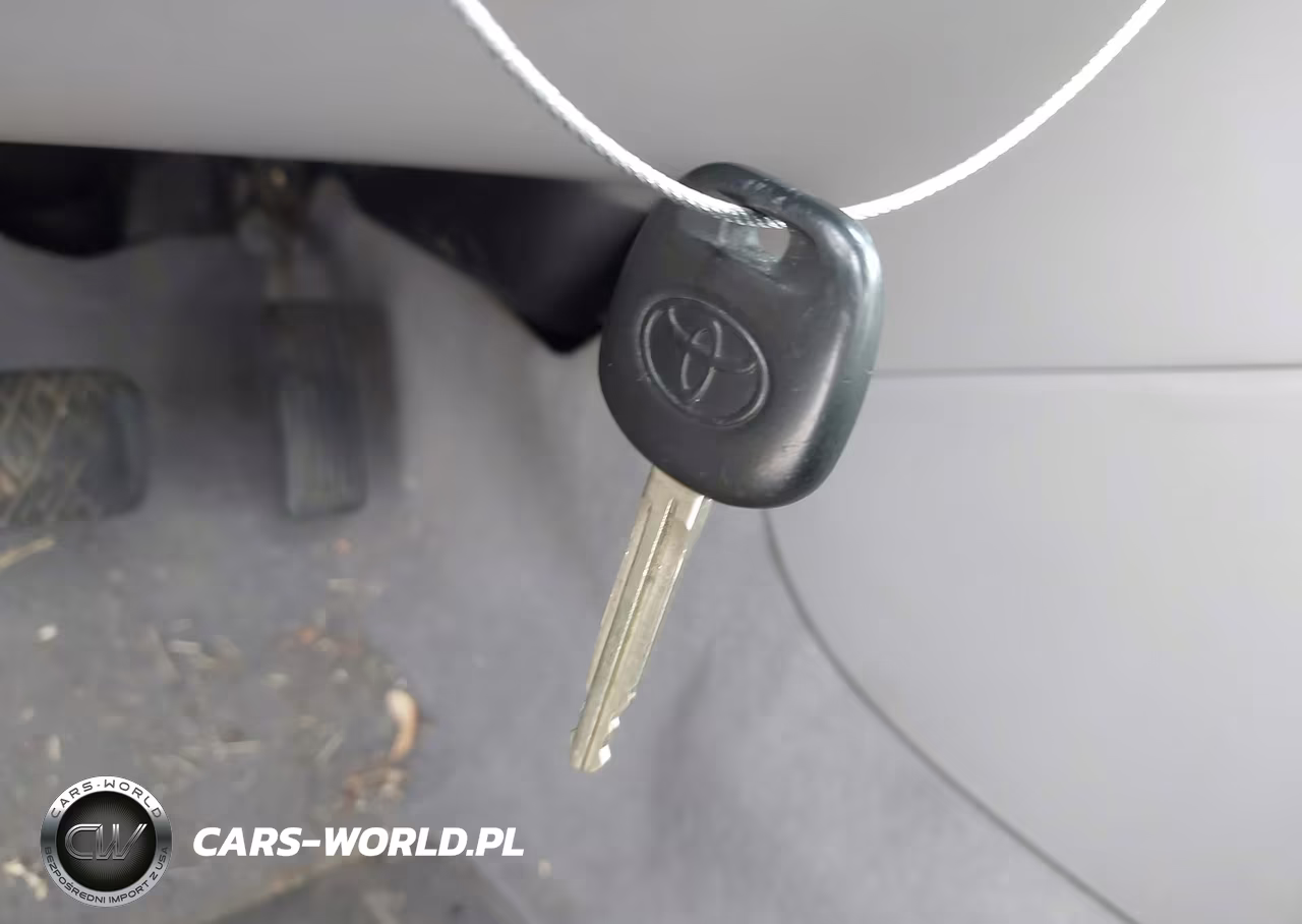 2005 Toyota Corolla Ce VIN:1NXBR32E05Z439882 - 11