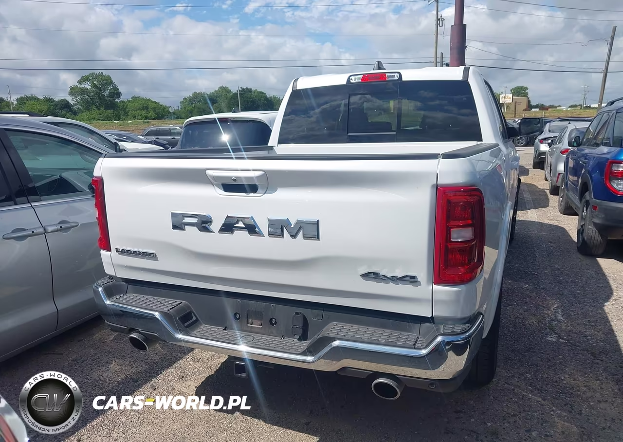 2026 Ram 1500 Laramie 4X4 5'7 Box VIN:1C6SRFJP0TN290915 - 16