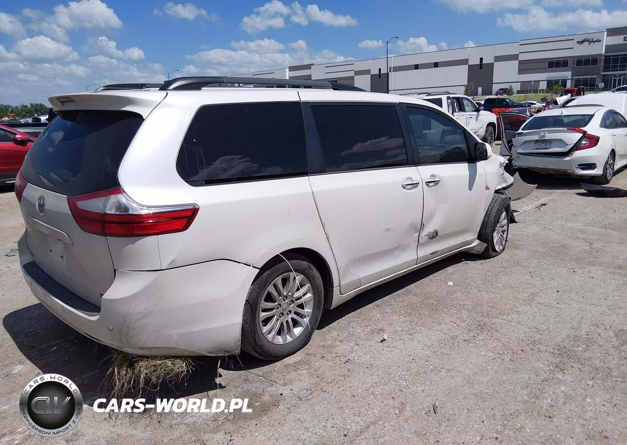 2015 Toyota Sienna Xle Premium 8 Passenger VIN:5TDYK3DC1FS557802 - 4