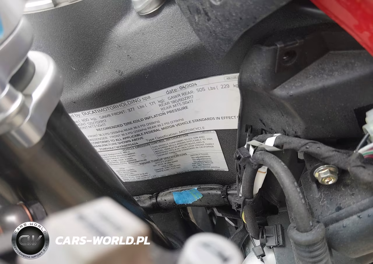 2024 Ducati Panigale V2 VIN:ZDMHAATWXRB015424 - 10