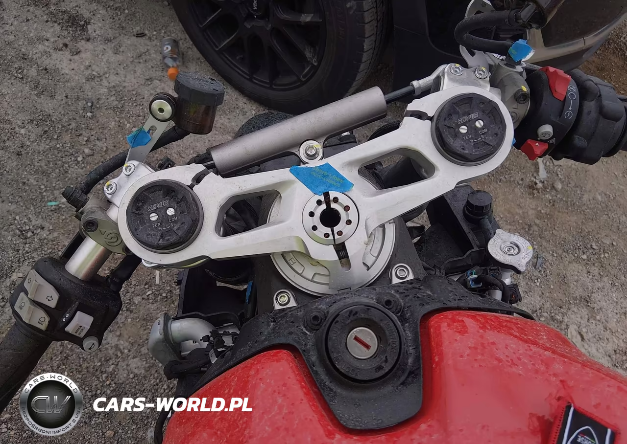 2024 Ducati Panigale V2 VIN:ZDMHAATWXRB015424 - 7