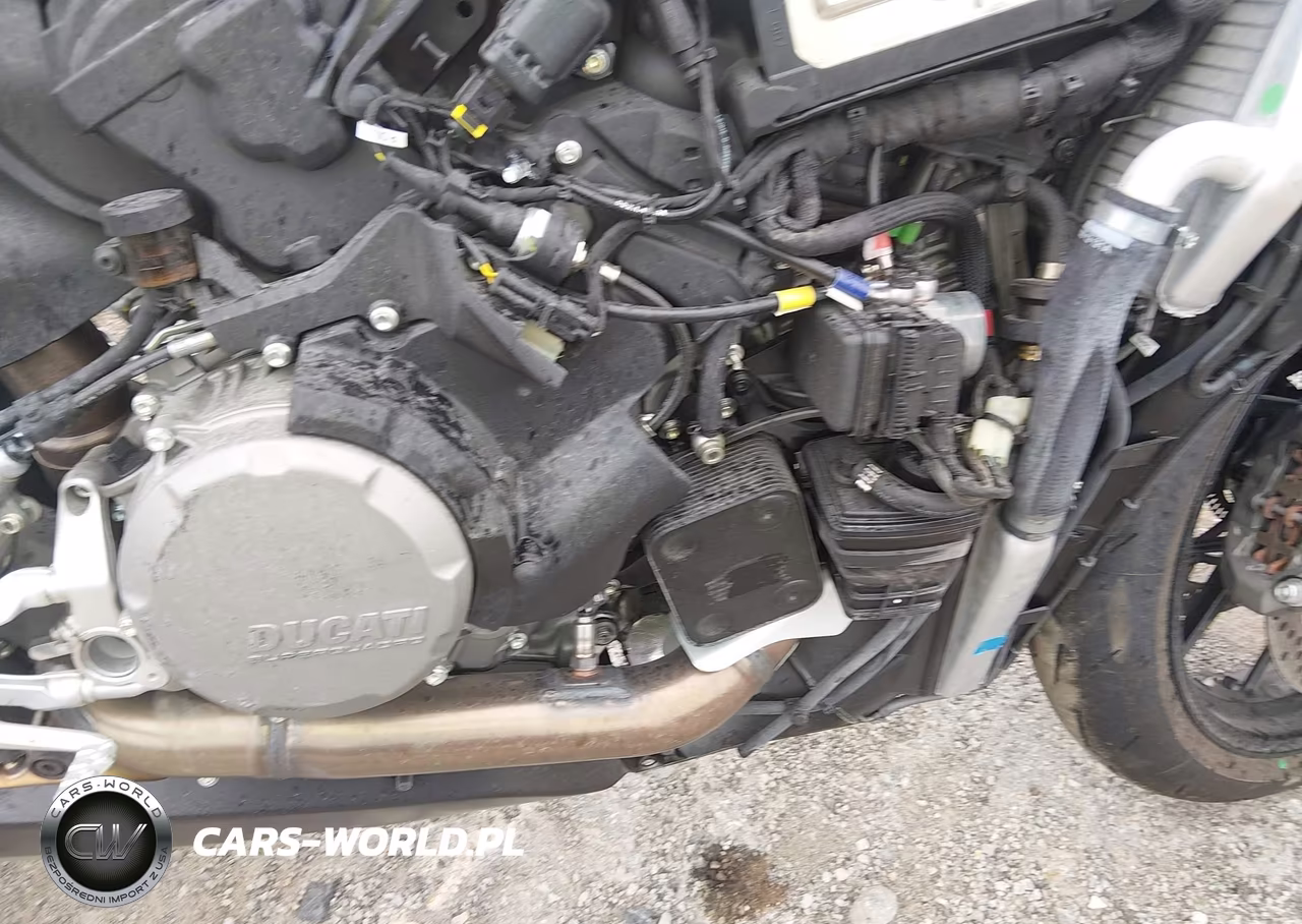 2024 Ducati Panigale V2 VIN:ZDMHAATWXRB015424 - 8