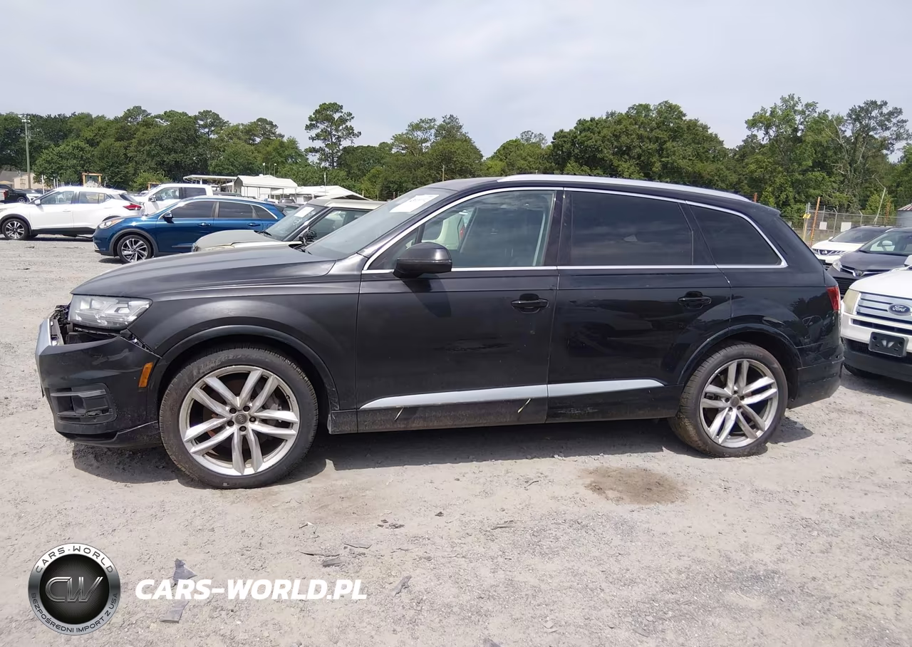 2018 Audi Q7 3.0T Premium VIN:WA1VAAF72JD053459 - 14