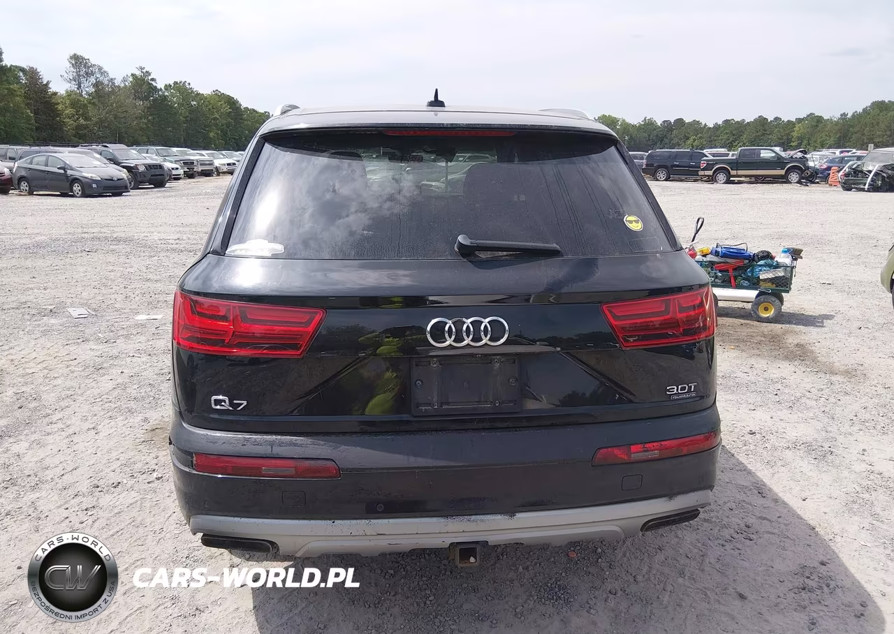2018 Audi Q7 3.0T Premium VIN:WA1VAAF72JD053459 - 16