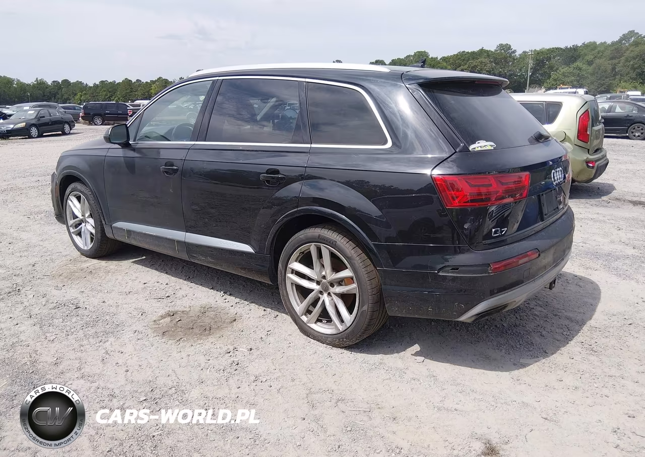 2018 Audi Q7 3.0T Premium VIN:WA1VAAF72JD053459 - 3