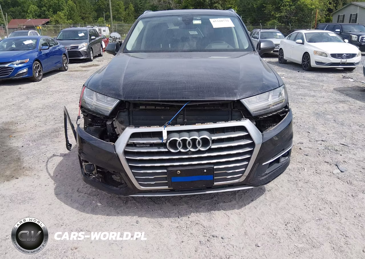 2018 Audi Q7 3.0T Premium VIN:WA1VAAF72JD053459 - 6