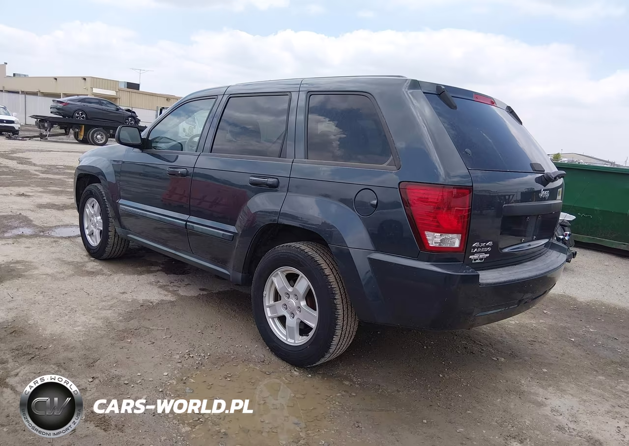 2007 Jeep Grand Cherokee Laredo VIN:1J8GR48K67C639311 - 3