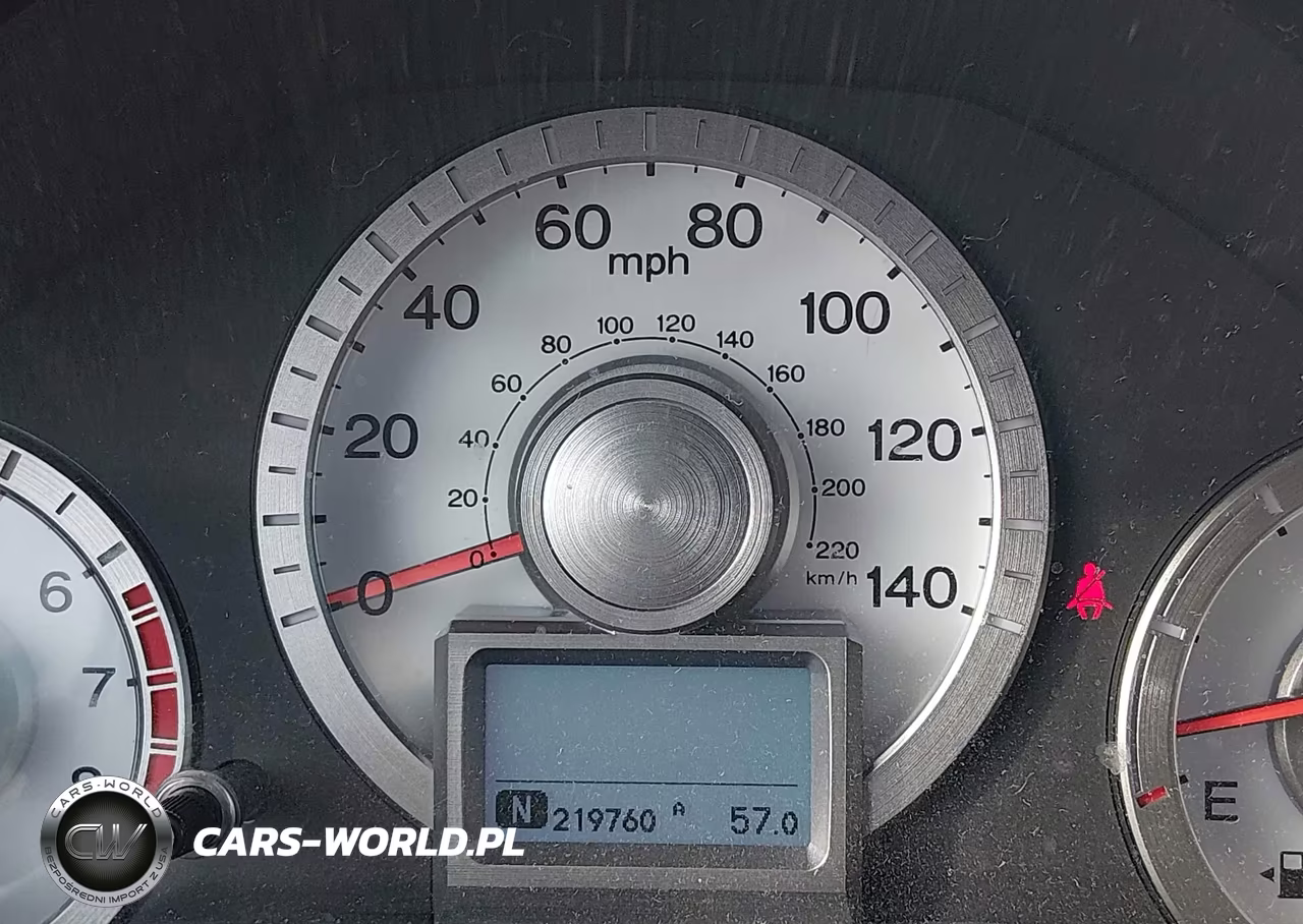 2011 Honda Pilot Touring VIN:5FNYF4H9XBB052848 - 15