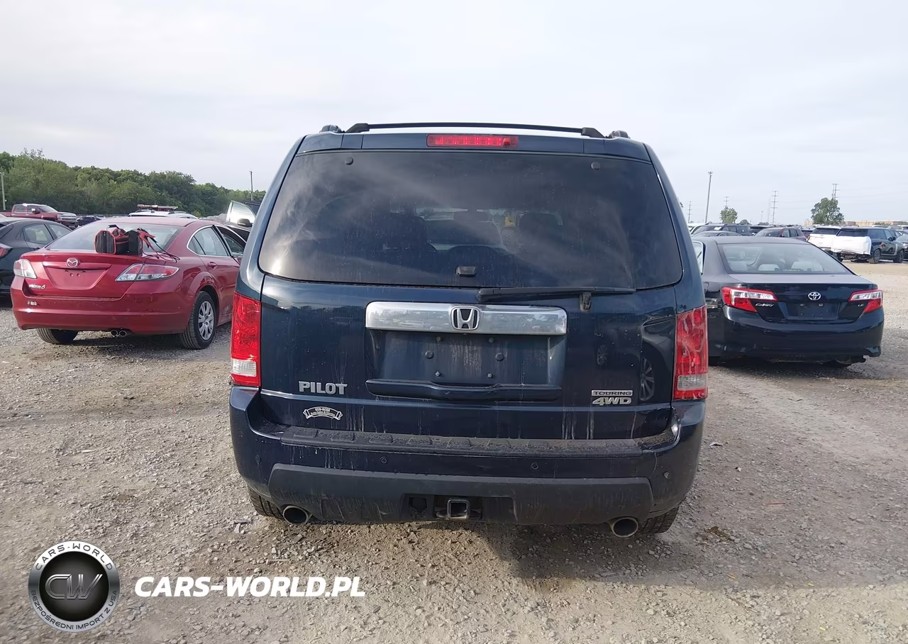 2011 Honda Pilot Touring VIN:5FNYF4H9XBB052848 - 16