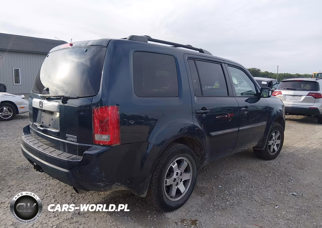 2011 Honda Pilot Touring VIN:5FNYF4H9XBB052848 - 4
