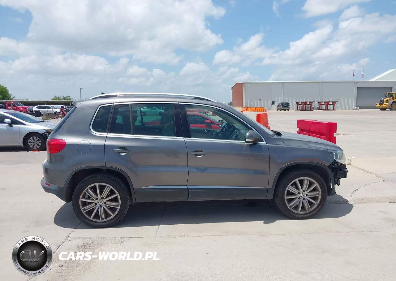 2013 Volkswagen Tiguan Se VIN:WVGBV3AX2DW623867 - 14