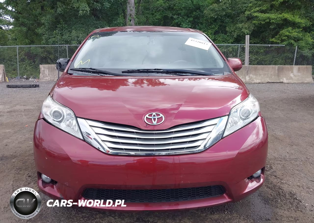 2013 Toyota Sienna Le V6 8 Passenger VIN:5TDKK3DCXDS284345 - 13
