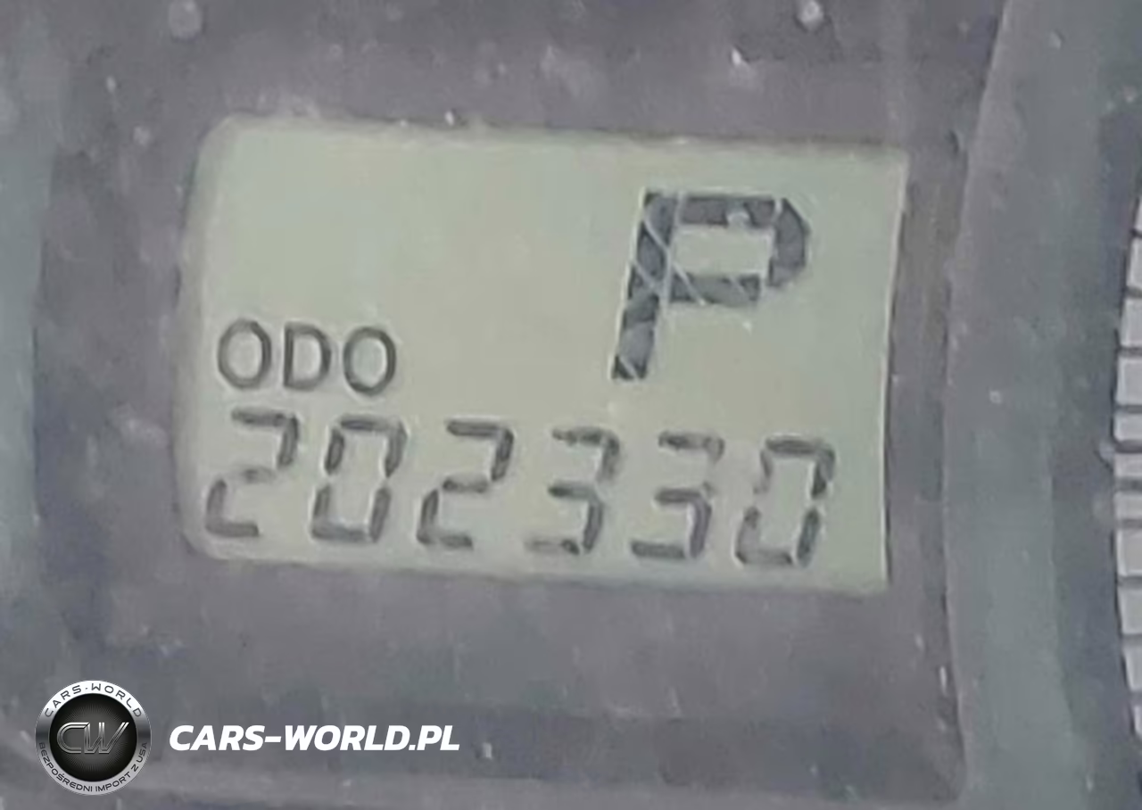 2013 Toyota Sienna Le V6 8 Passenger VIN:5TDKK3DCXDS284345 - 16