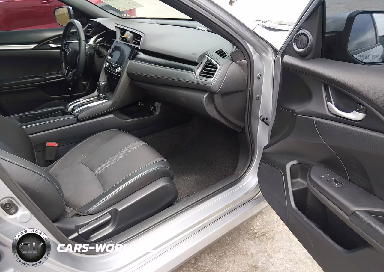 2019 Honda Civic Sport VIN:2HGFC2F88KH556020 - 5