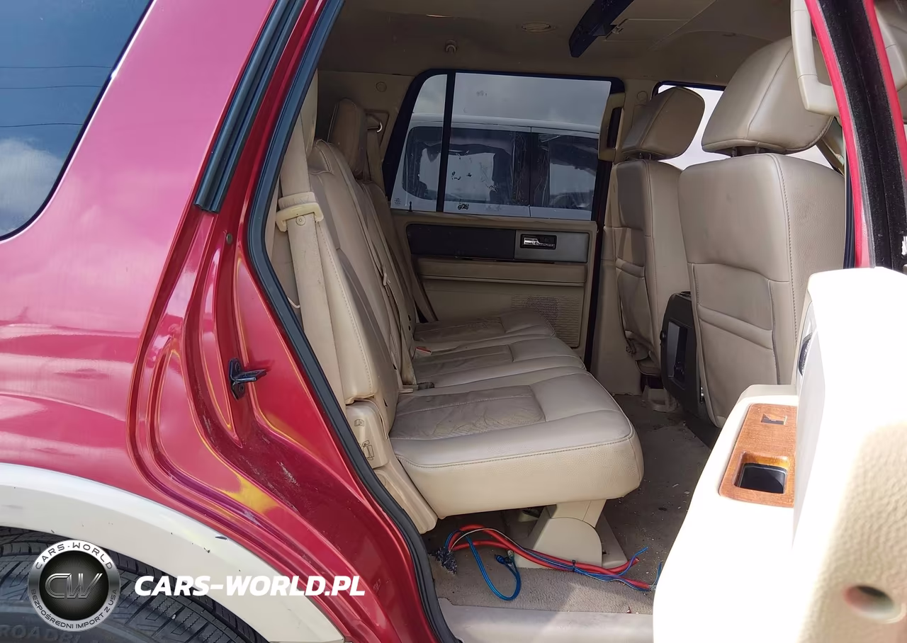 2007 Ford Expedition Eddie Bauer VIN:1FMFU17577LA83226 - 8