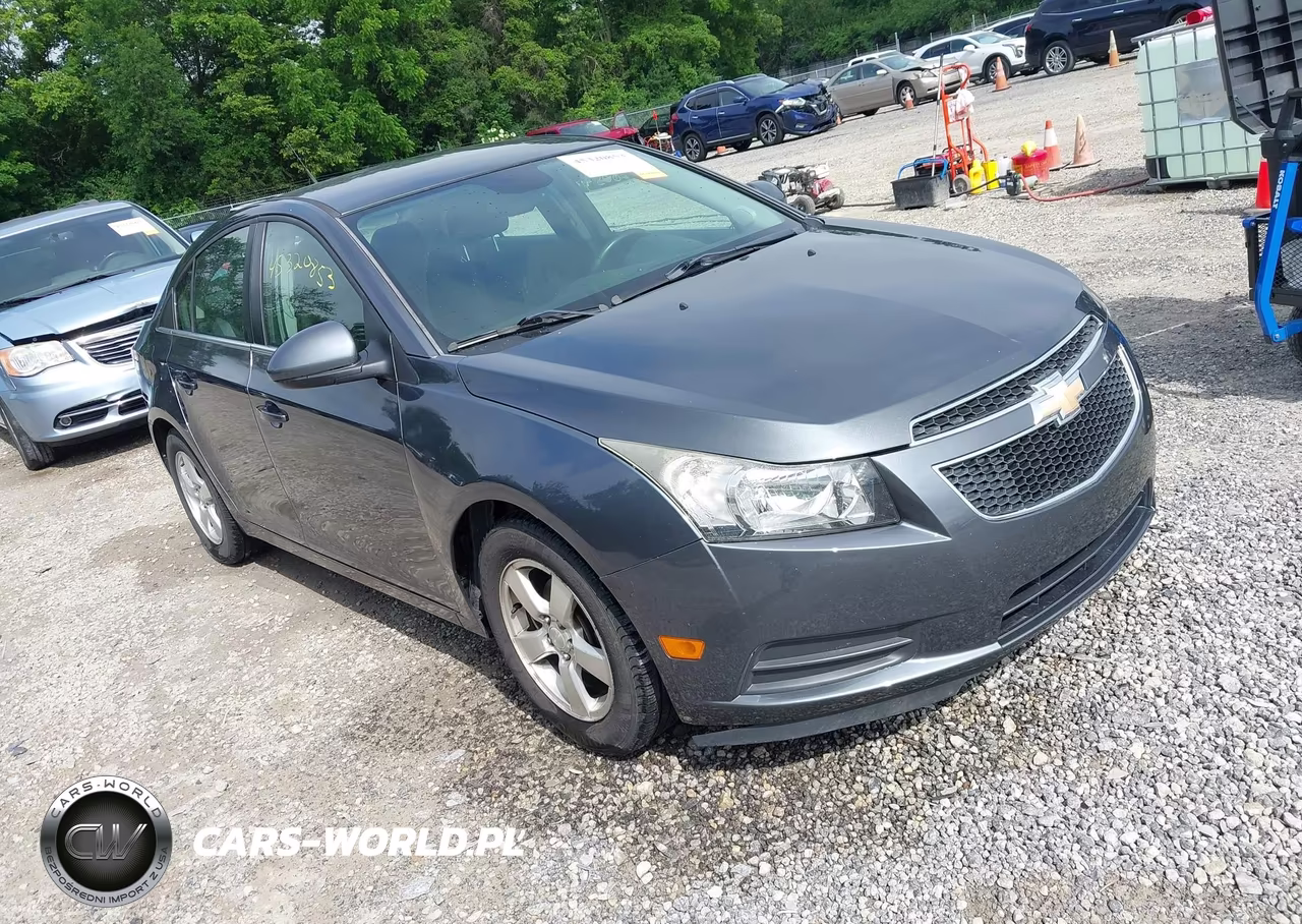 2013 Chevrolet Cruze 1Lt Auto – zdjęcie 1 z 16