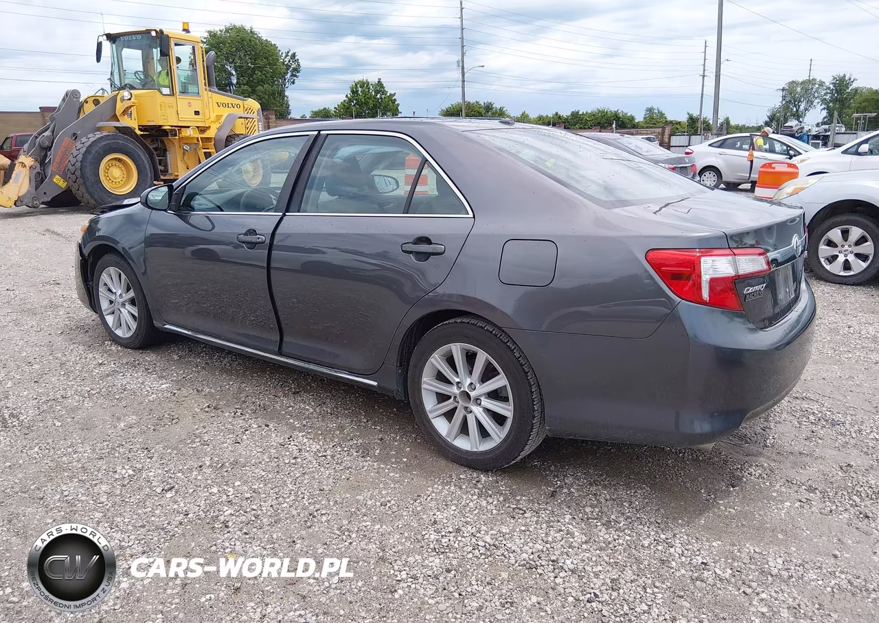 2014 Toyota Camry Xle V6 VIN:4T1BK1FK5EU548234 - 3