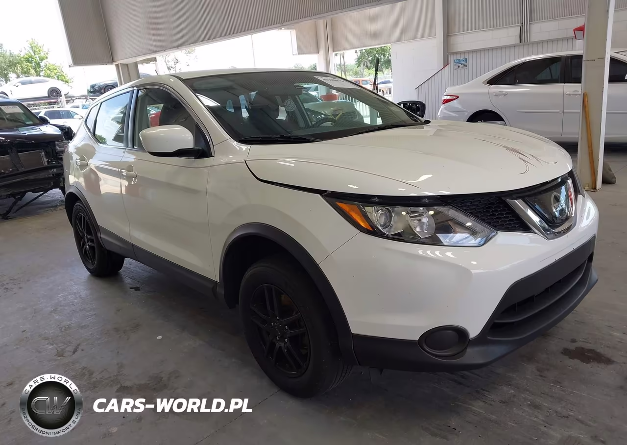 2019 Nissan Rogue Sport S – zdjęcie 1 z 17