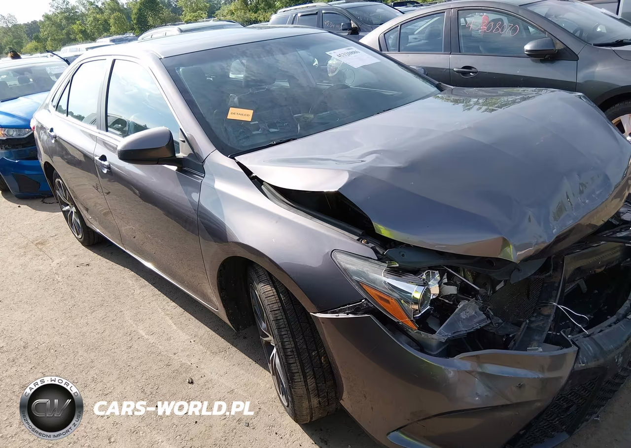 2015 Toyota Camry Xse – zdjęcie 1 z 16
