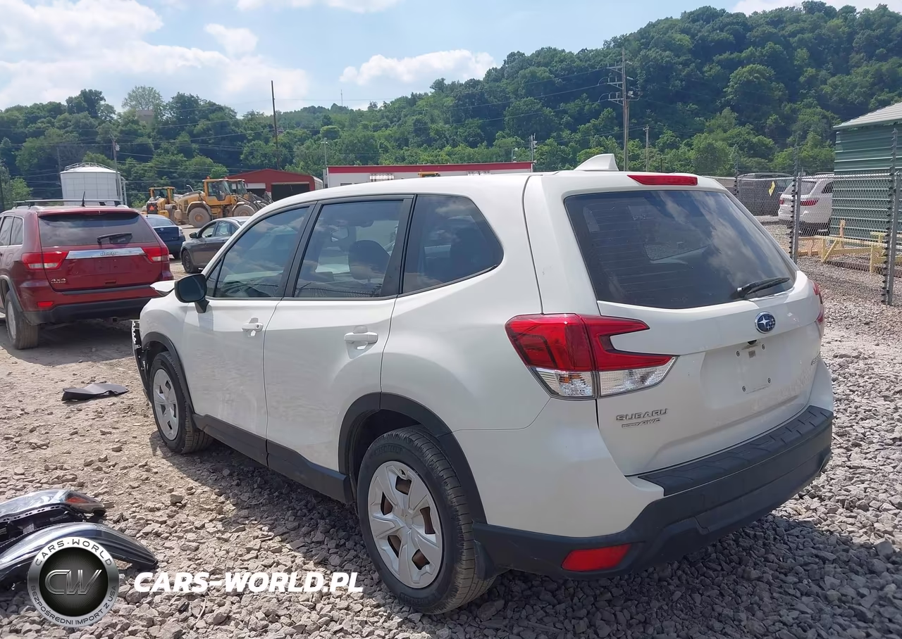 2019 Subaru Forester VIN:JF2SKAAC0KH449606 - 3