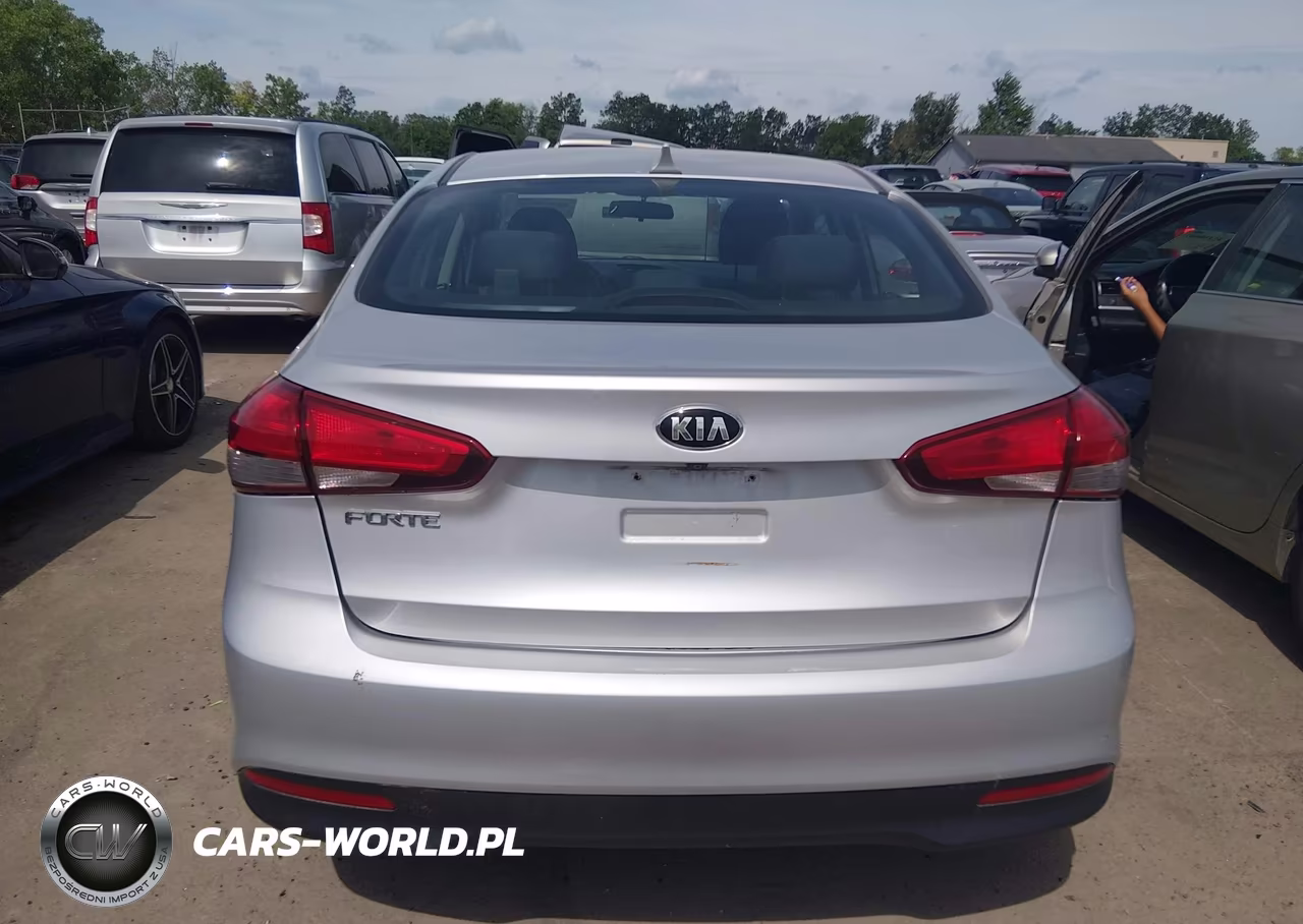 2017 Kia Forte Lx VIN:3KPFL4A77HE009785 - 16