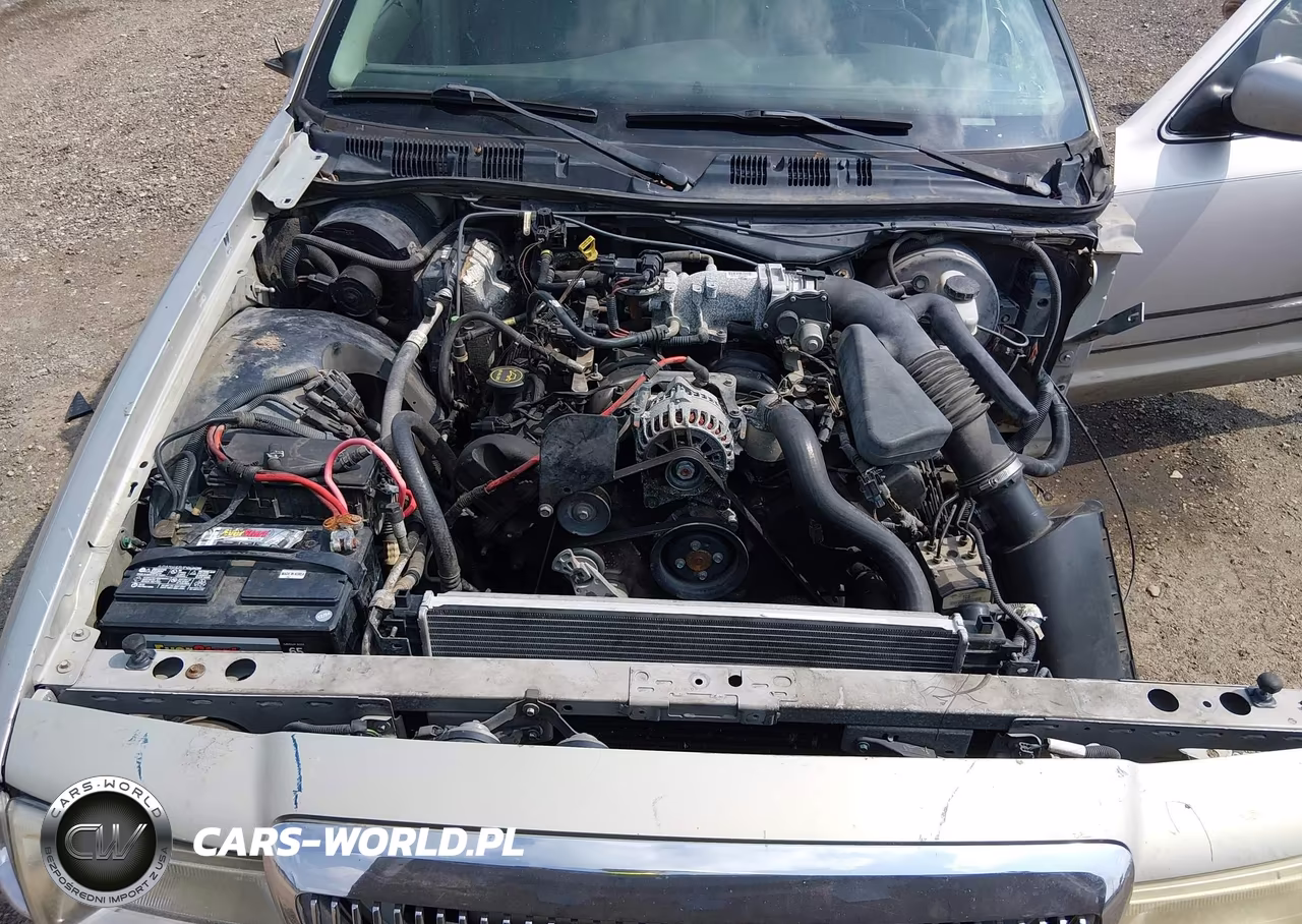 2005 Mercury Grand Marquis Gs VIN:2MEFM74W75X639831 - 10