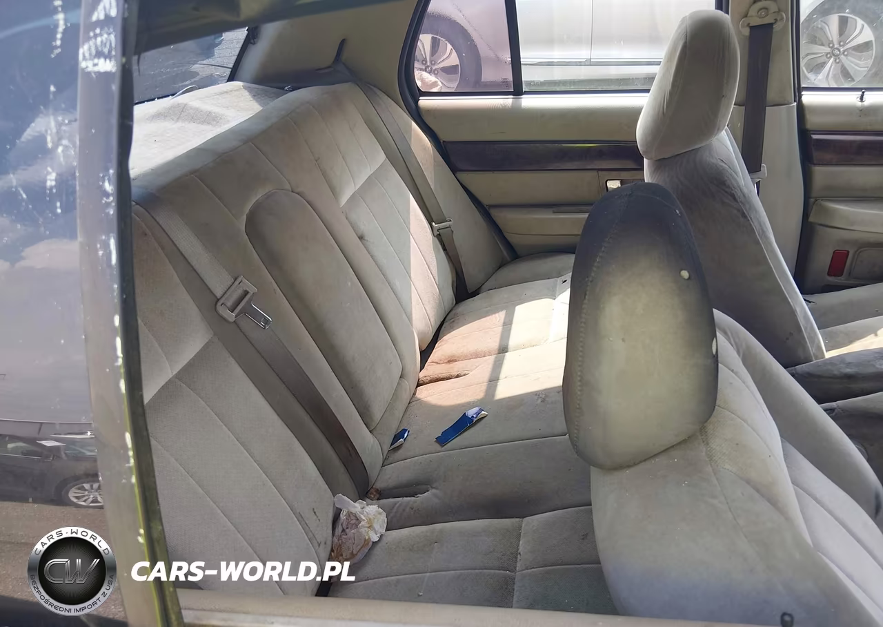 2005 Mercury Grand Marquis Gs VIN:2MEFM74W75X639831 - 8