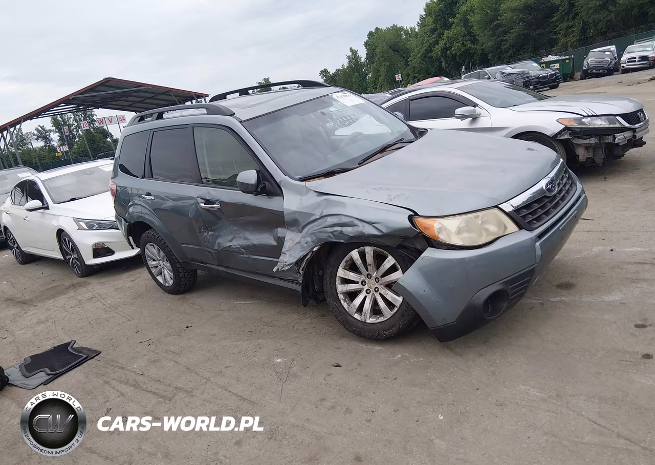 2011 Subaru Forester 2.5X Premium – zdjęcie 1 z 17