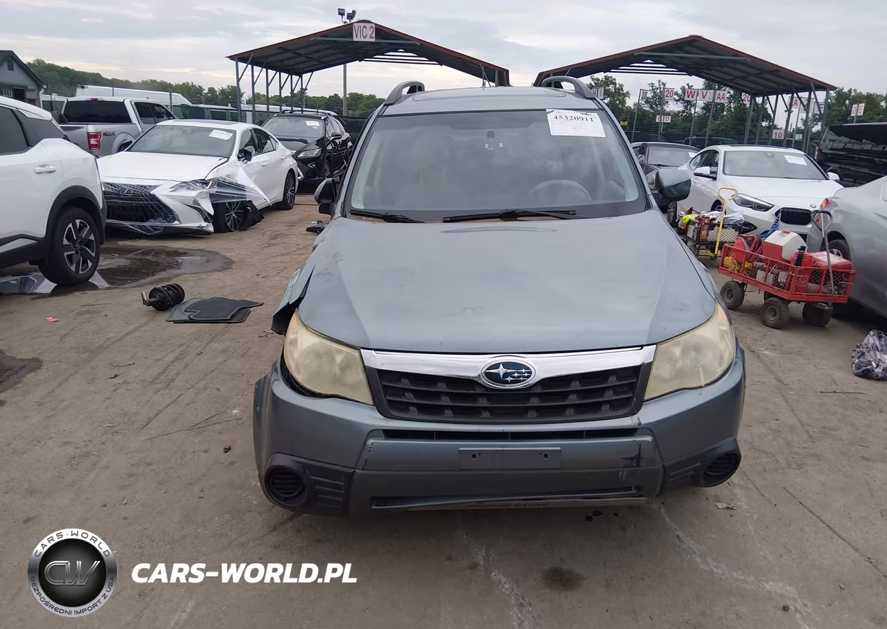 2011 Subaru Forester 2.5X Premium VIN:JF2SHACC0BH704752 - 13