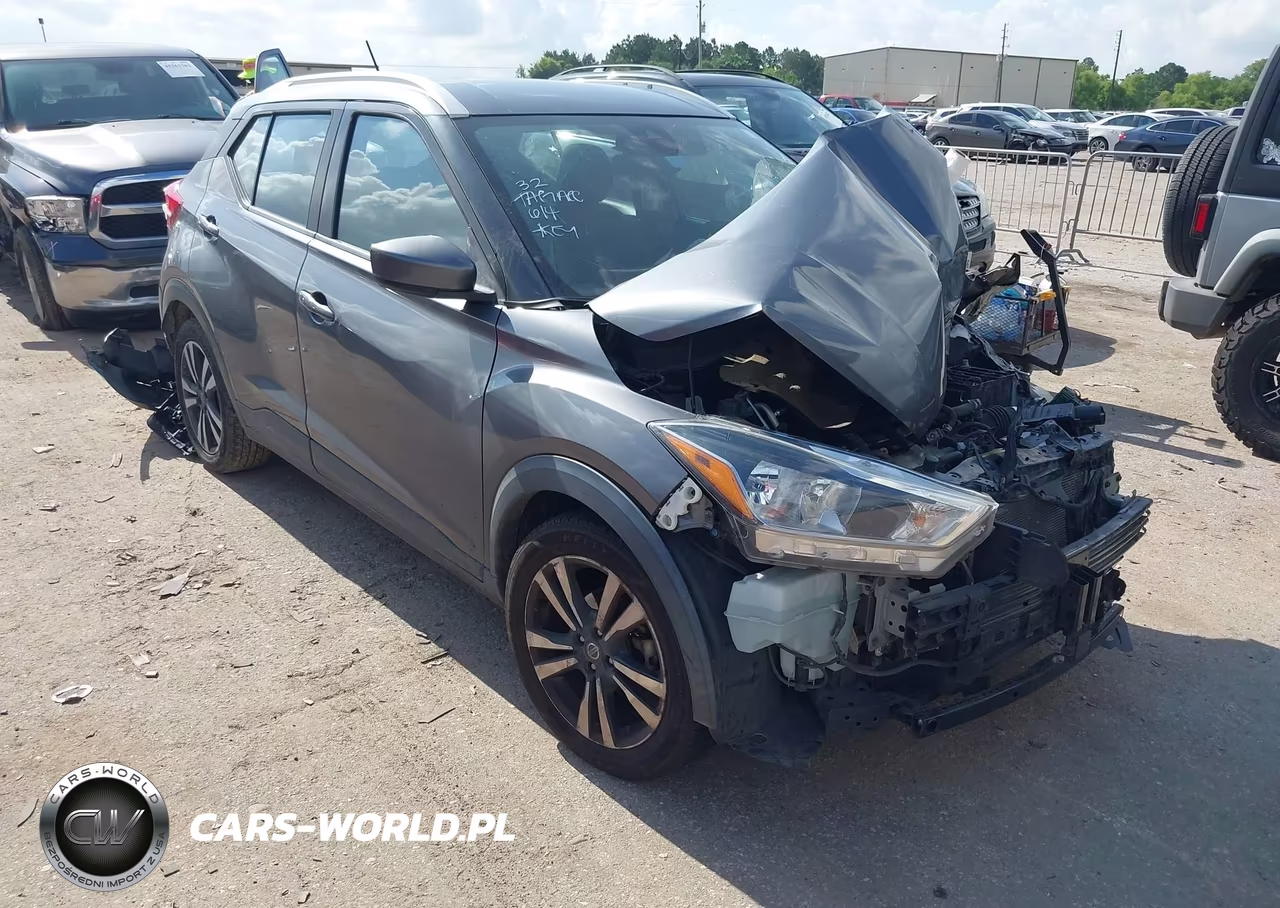 2020 Nissan Kicks Sv Xtronic Cvt