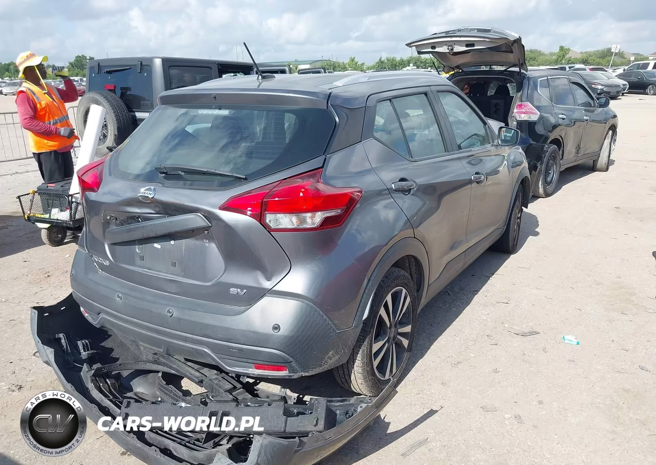 2020 Nissan Kicks Sv Xtronic Cvt VIN:3N1CP5CV1LL507061 - 4