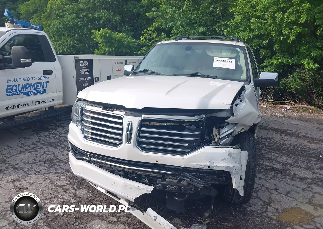 2015 Lincoln Navigator VIN:5LMJJ2HT9FEJ05992 - 12