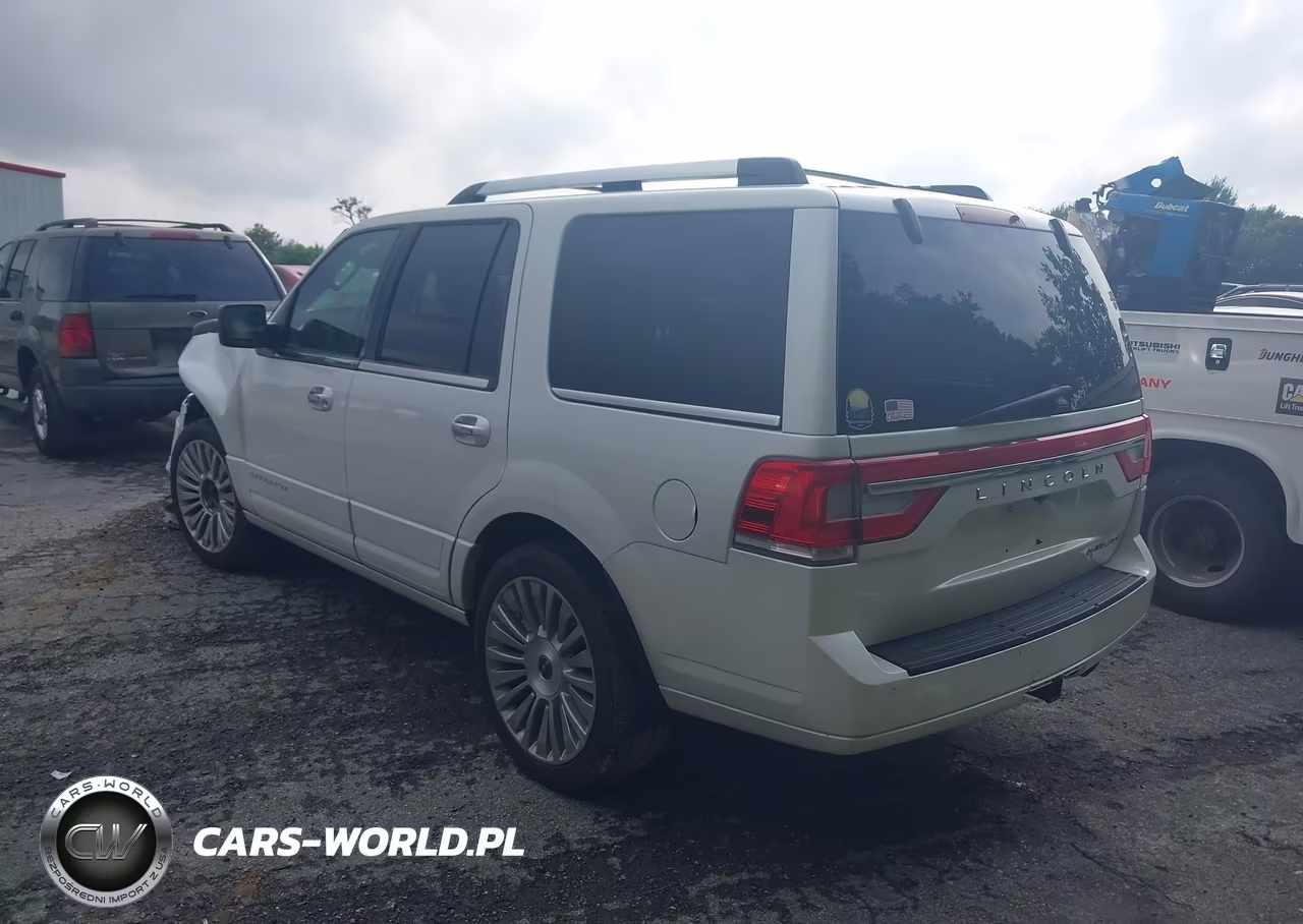 2015 Lincoln Navigator VIN:5LMJJ2HT9FEJ05992 - 3
