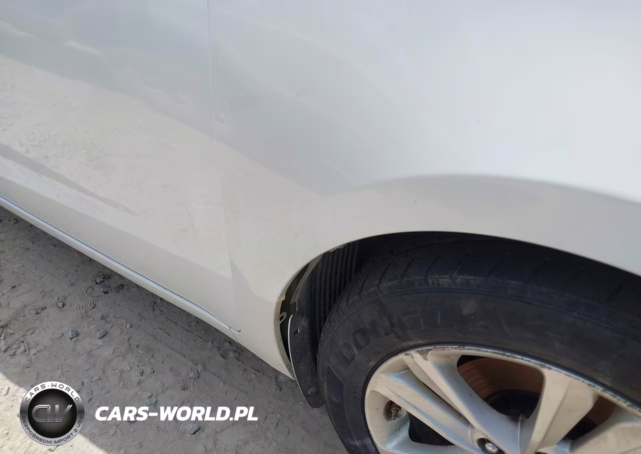 2018 Kia Forte Lx VIN:3KPFL4A77JE275667 - 12