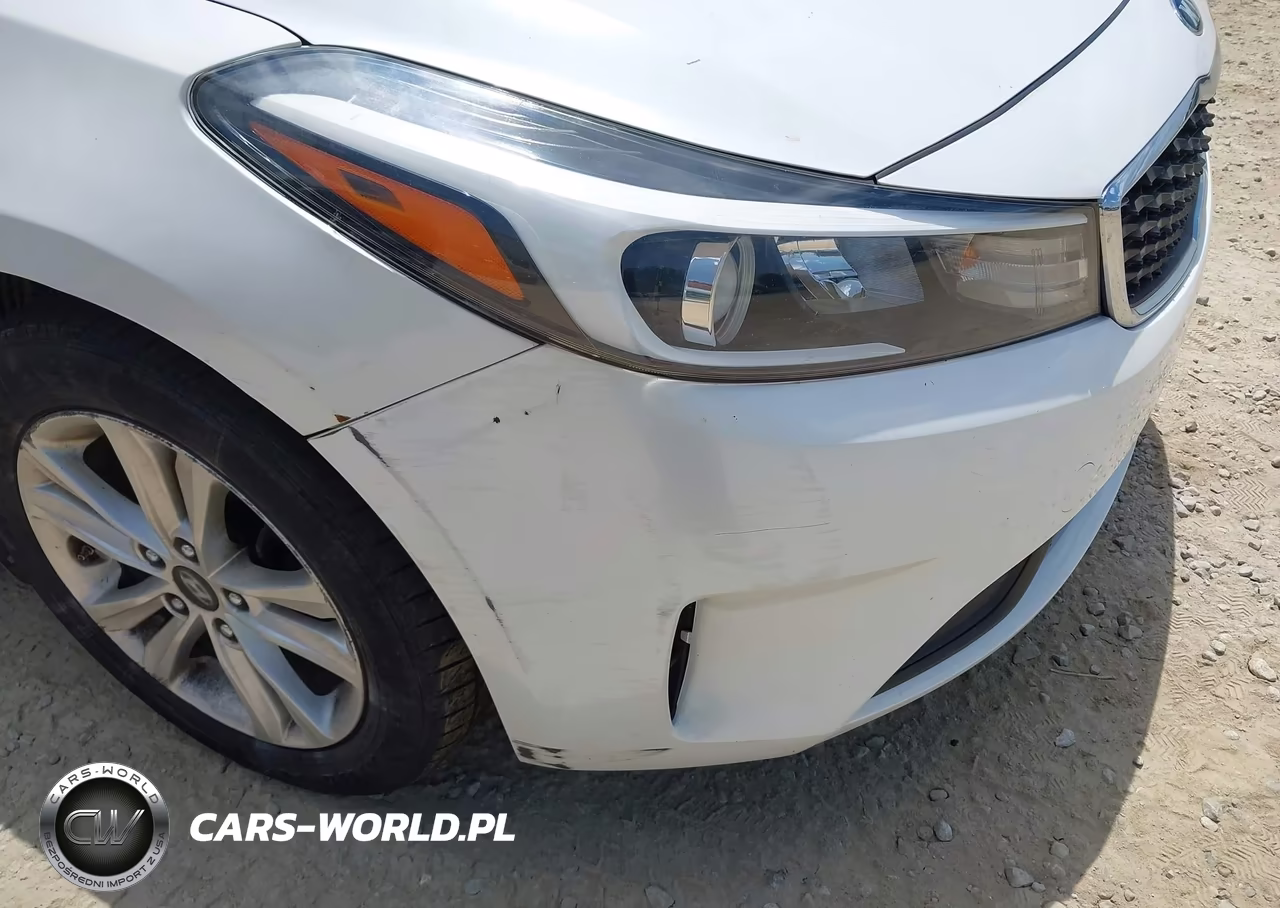 2018 Kia Forte Lx VIN:3KPFL4A77JE275667 - 6