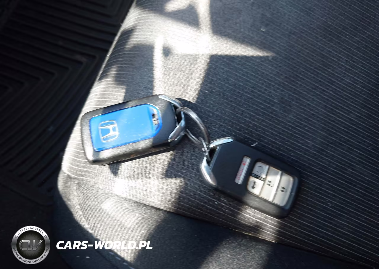 2018 Honda Accord Hybrid VIN:1HGCV3F19JA007929 - 11