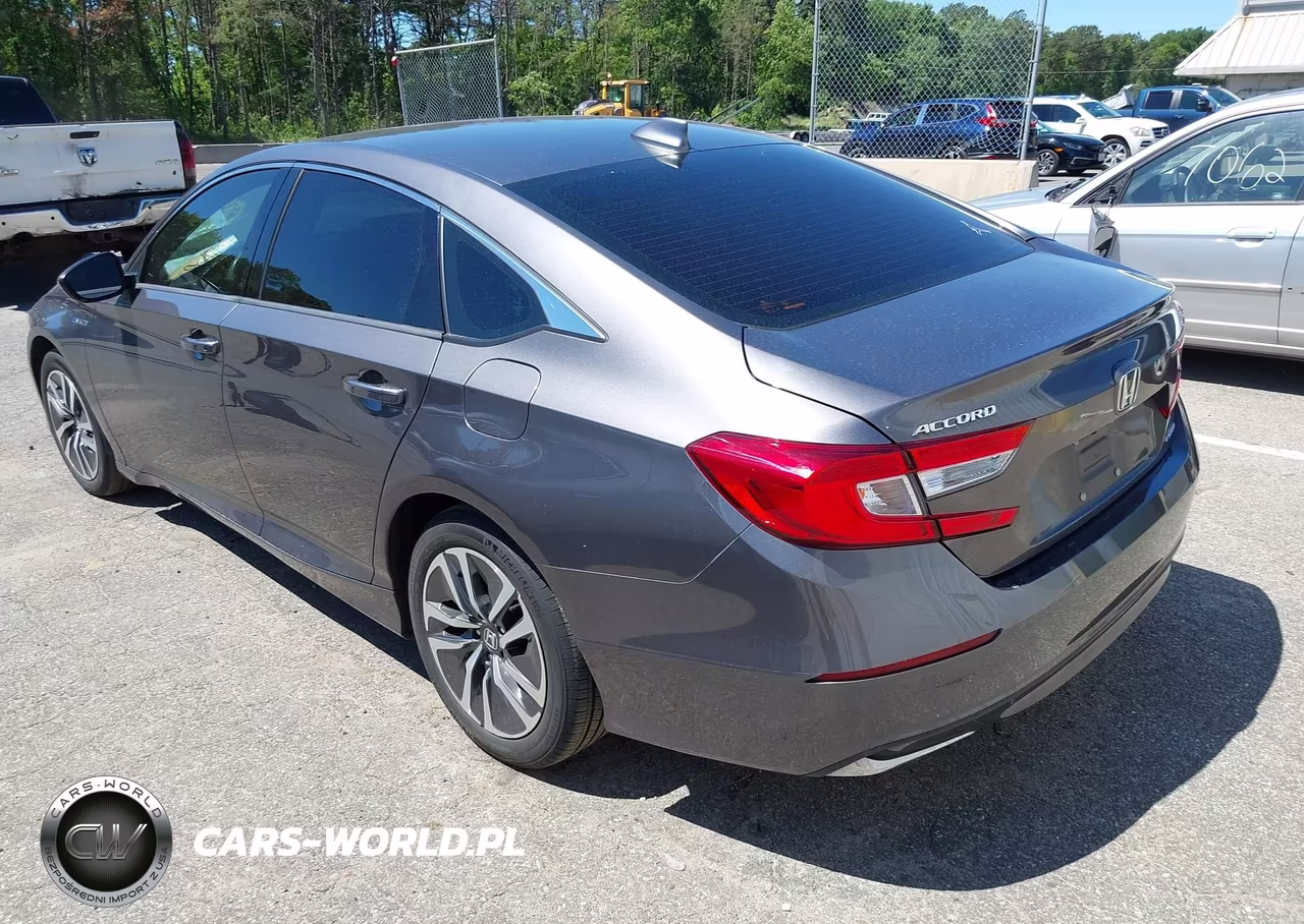 2018 Honda Accord Hybrid VIN:1HGCV3F19JA007929 - 3