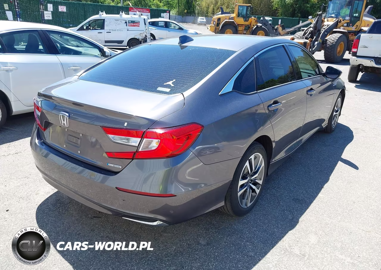 2018 Honda Accord Hybrid VIN:1HGCV3F19JA007929 - 4