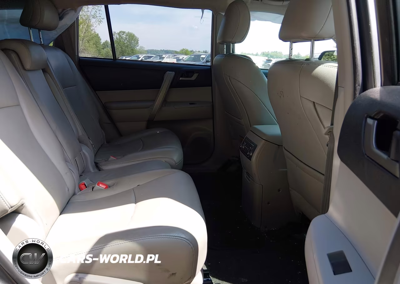 2013 Toyota Highlander Se V6 VIN:5TDBK3EH9DS186207 - 8