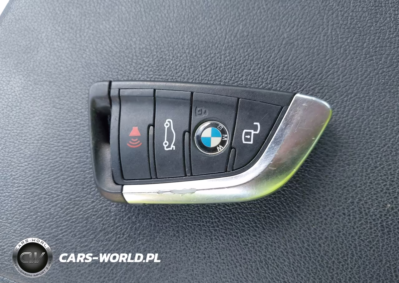 2021 BMW 330I VIN:3MW5R1J06M8B90377 - 11